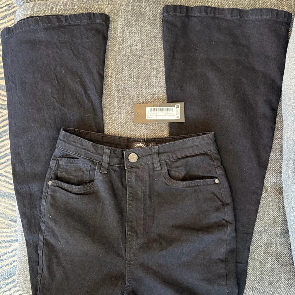 NWT Boohoo Black Butt Shaper High Rise Skinny Flared Jean 6 Flowerchild Hippie